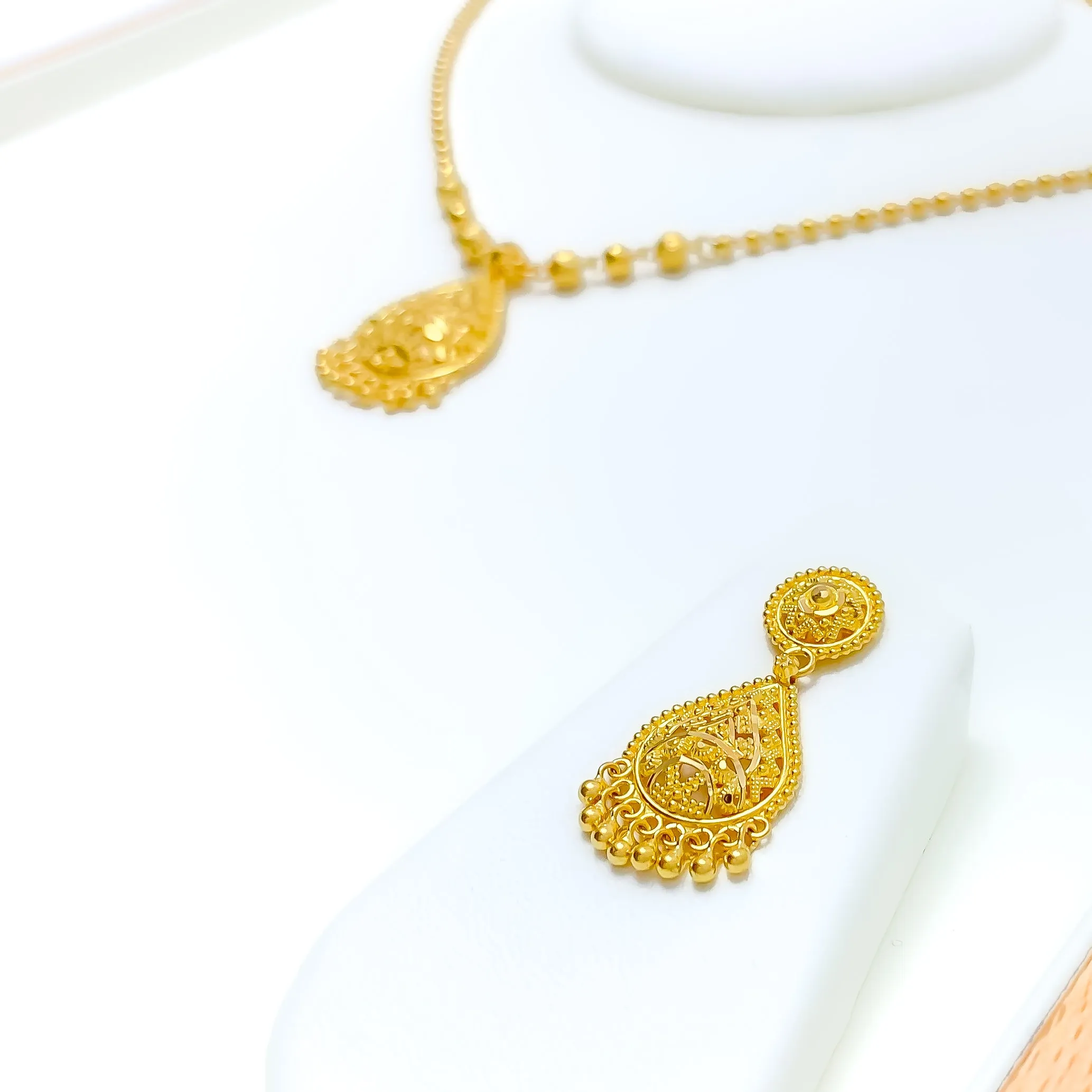 Beaded Drop 22k Gold Necklace Set