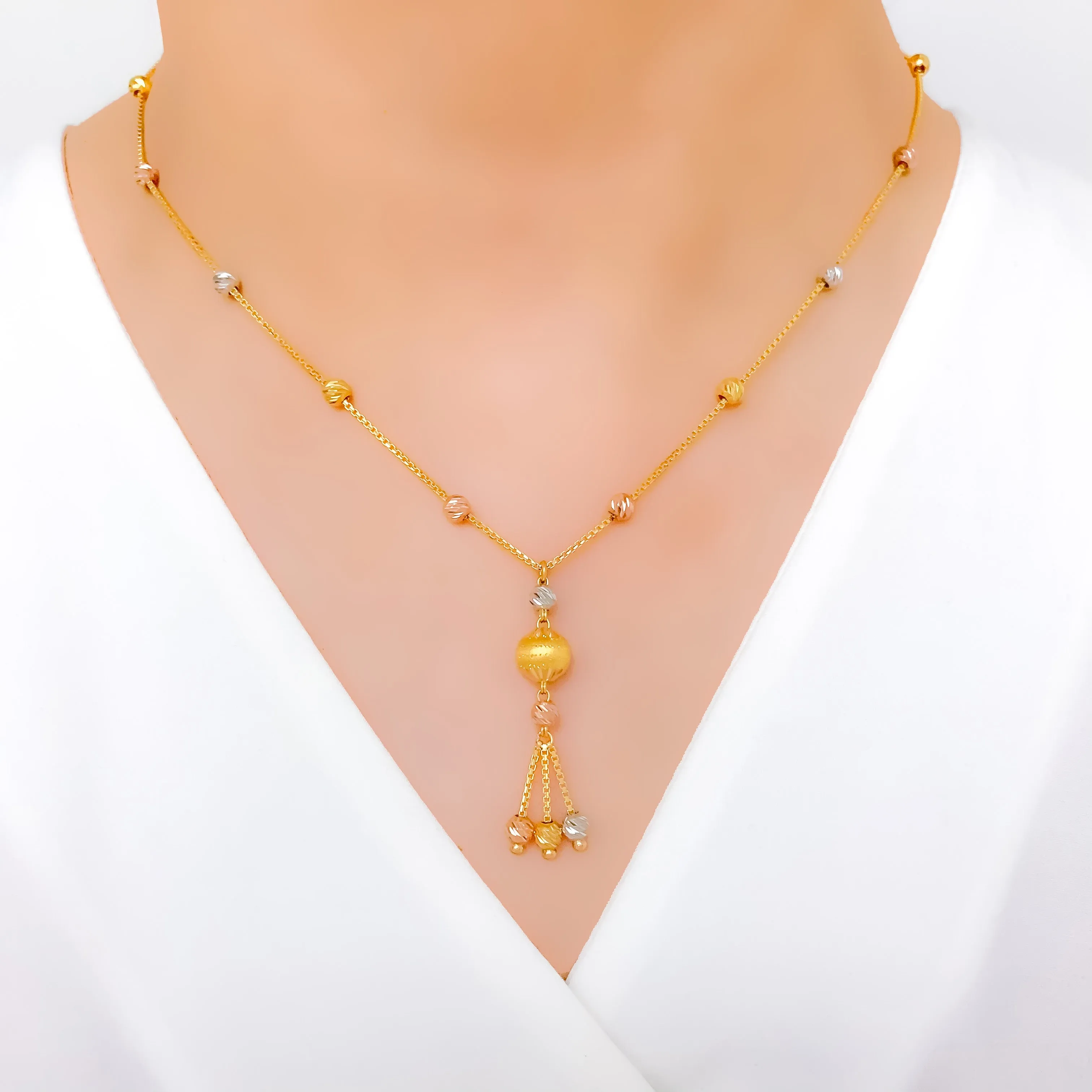 Beautiful Three-Tone Ball Necklace