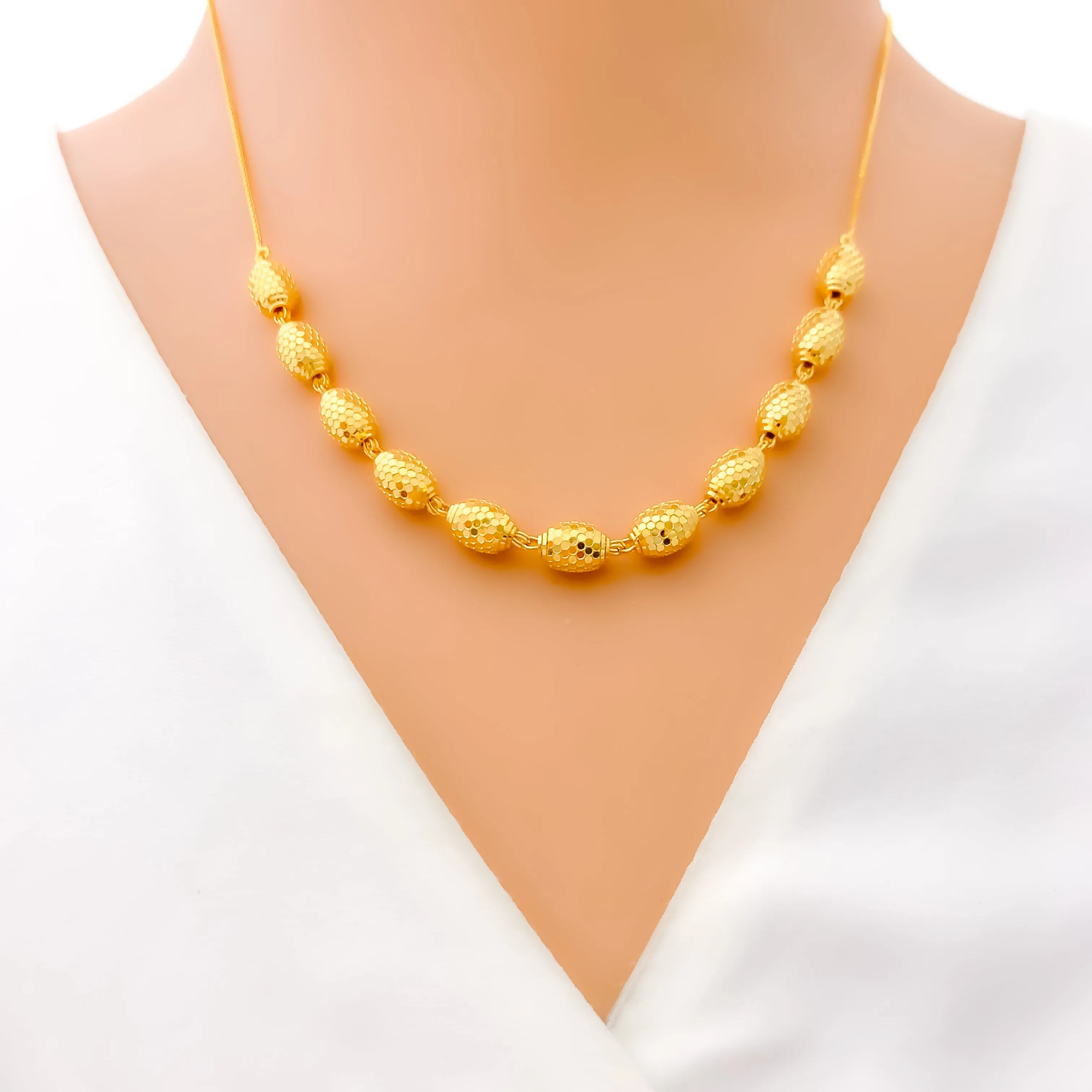 Blooming Classy 22k Gold Necklace