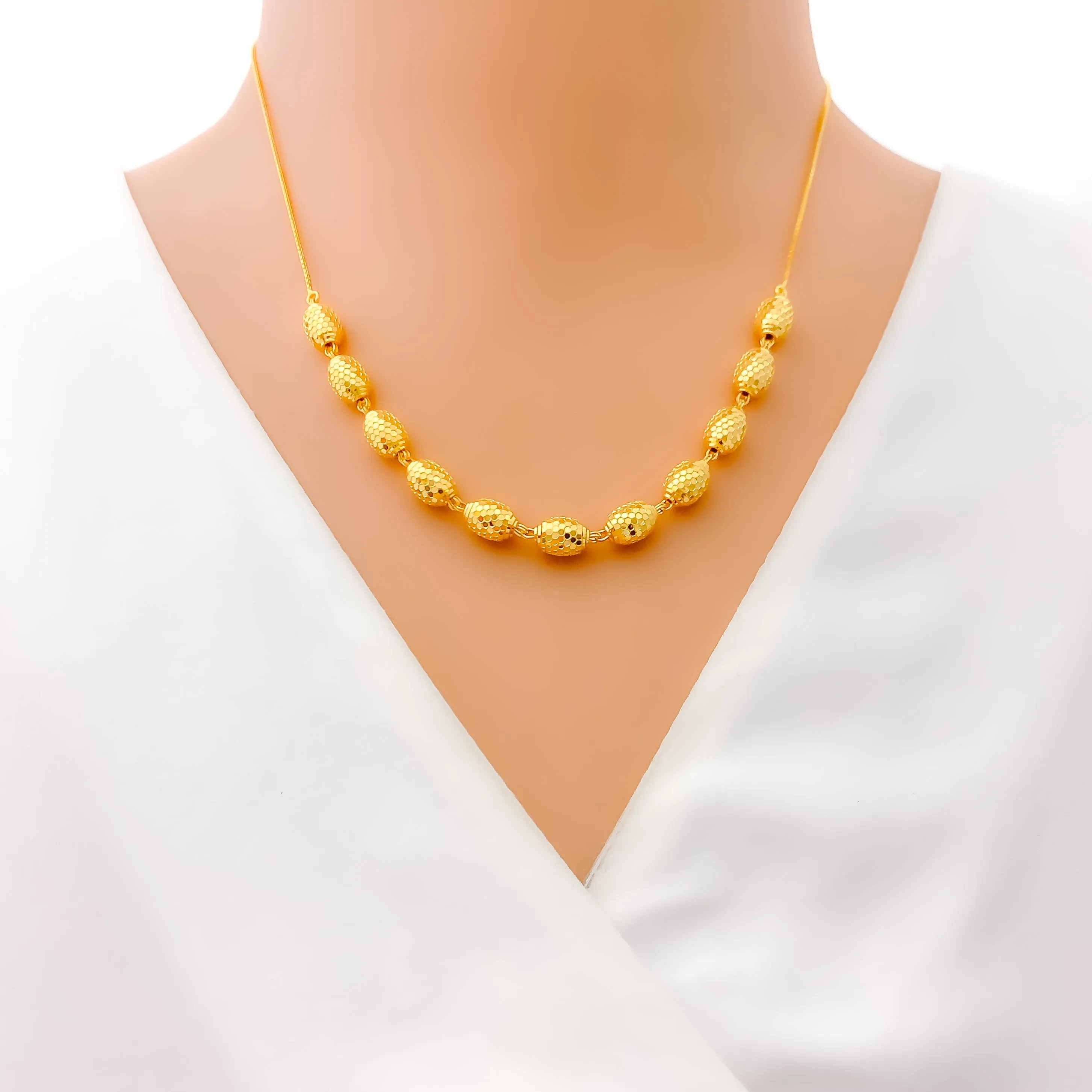 Blooming Classy 22k Gold Necklace