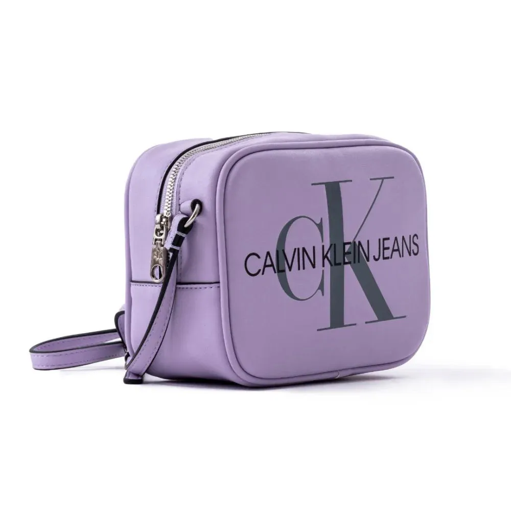 Calvin Klein Jeans Sculpted Camera Bag