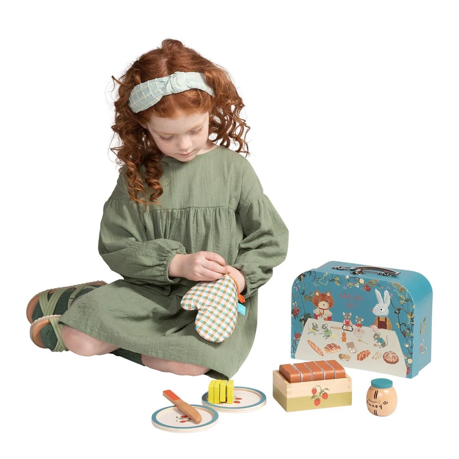 Forest Tales Baking Set by Manhattan Toy