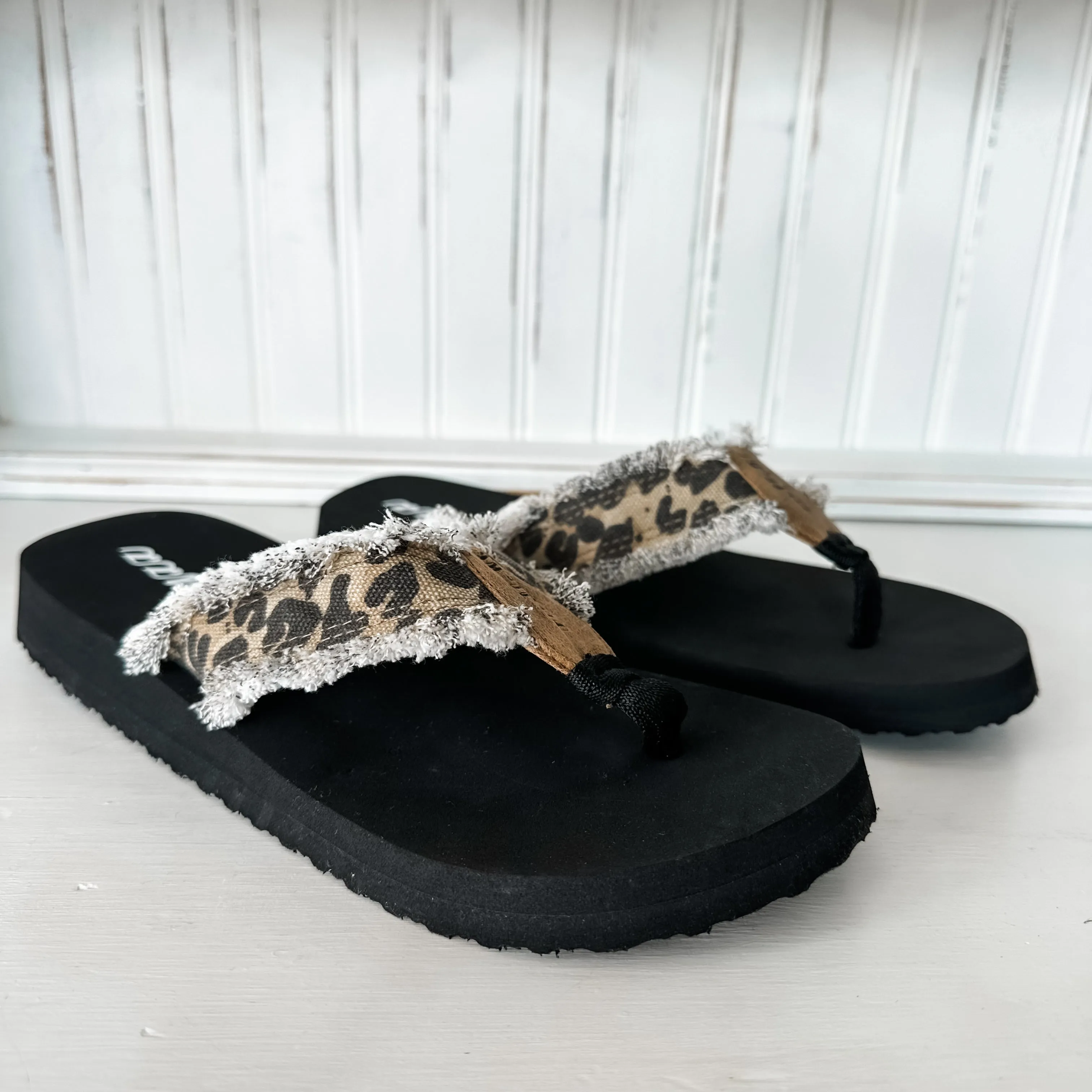 G Jazz Flip Flop - Tan Leopard