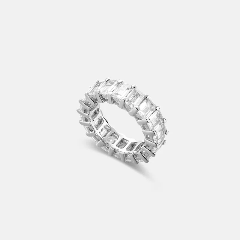 Khloe Kardashian - Baguette Cut Eternity Ring