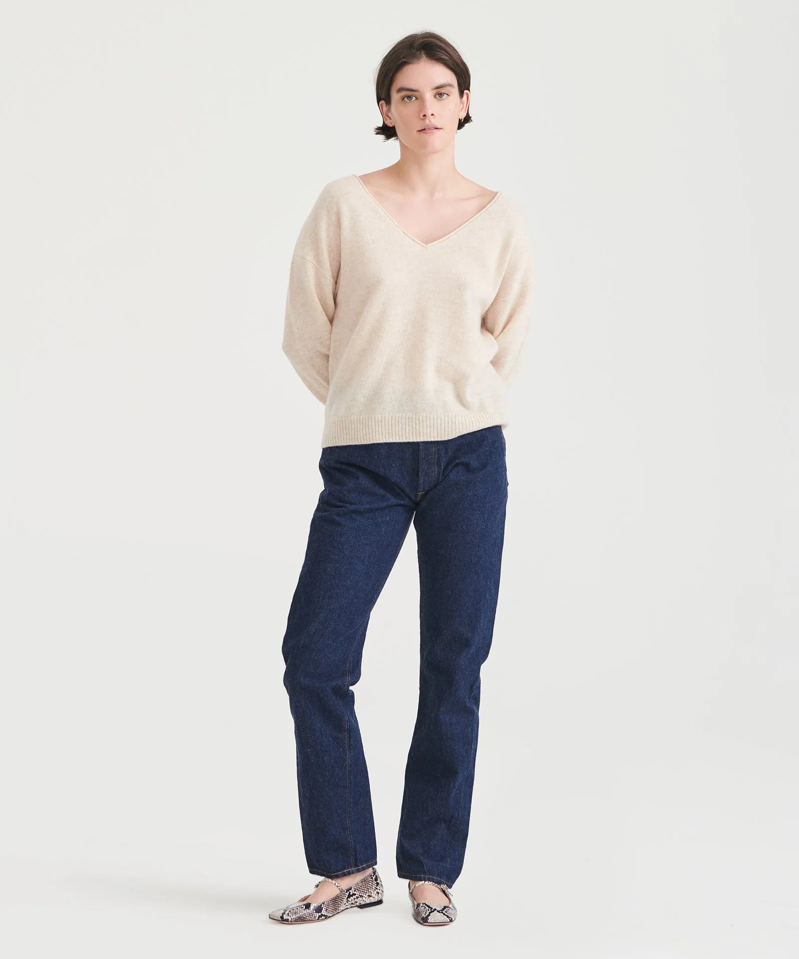 Lightweight Cashmere V-Neck Sweater