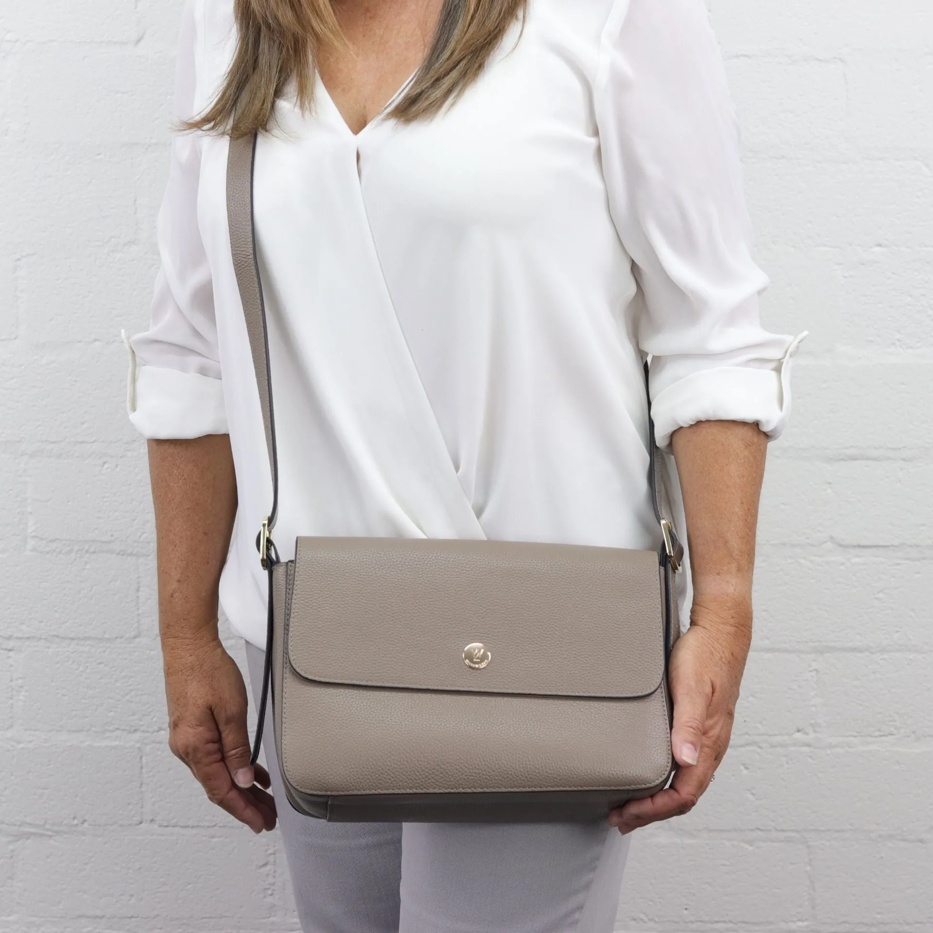 Louise leather shoulder bag