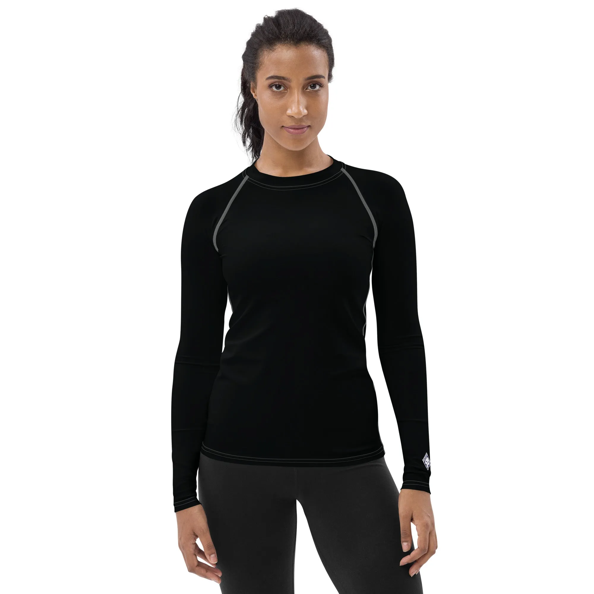 Sun-Kissed Style: Women's Solid Color Long Sleeve Rash Guard - Noir