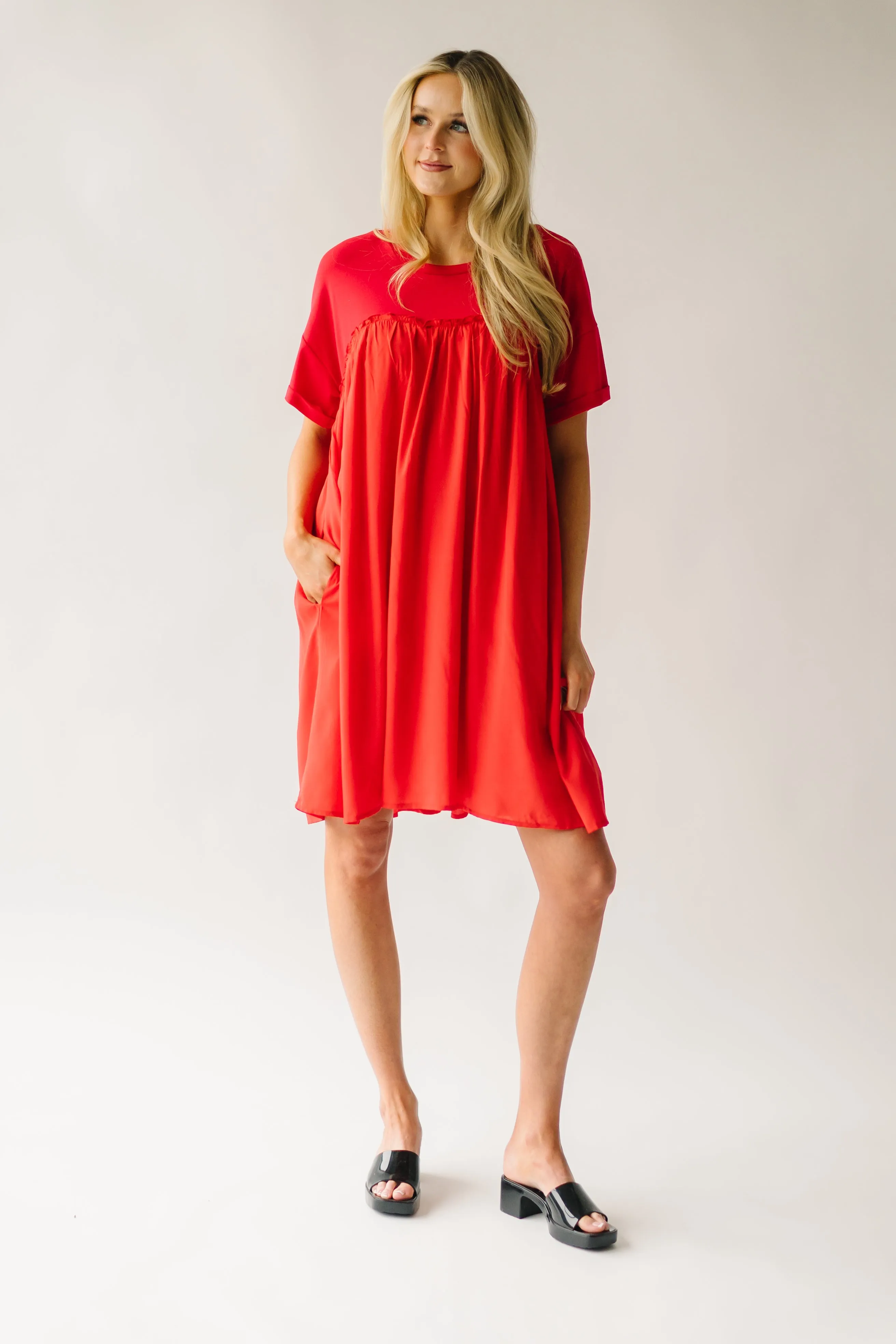 The Tyronza Contrast Ruffle Detail Dress in Tomato Red