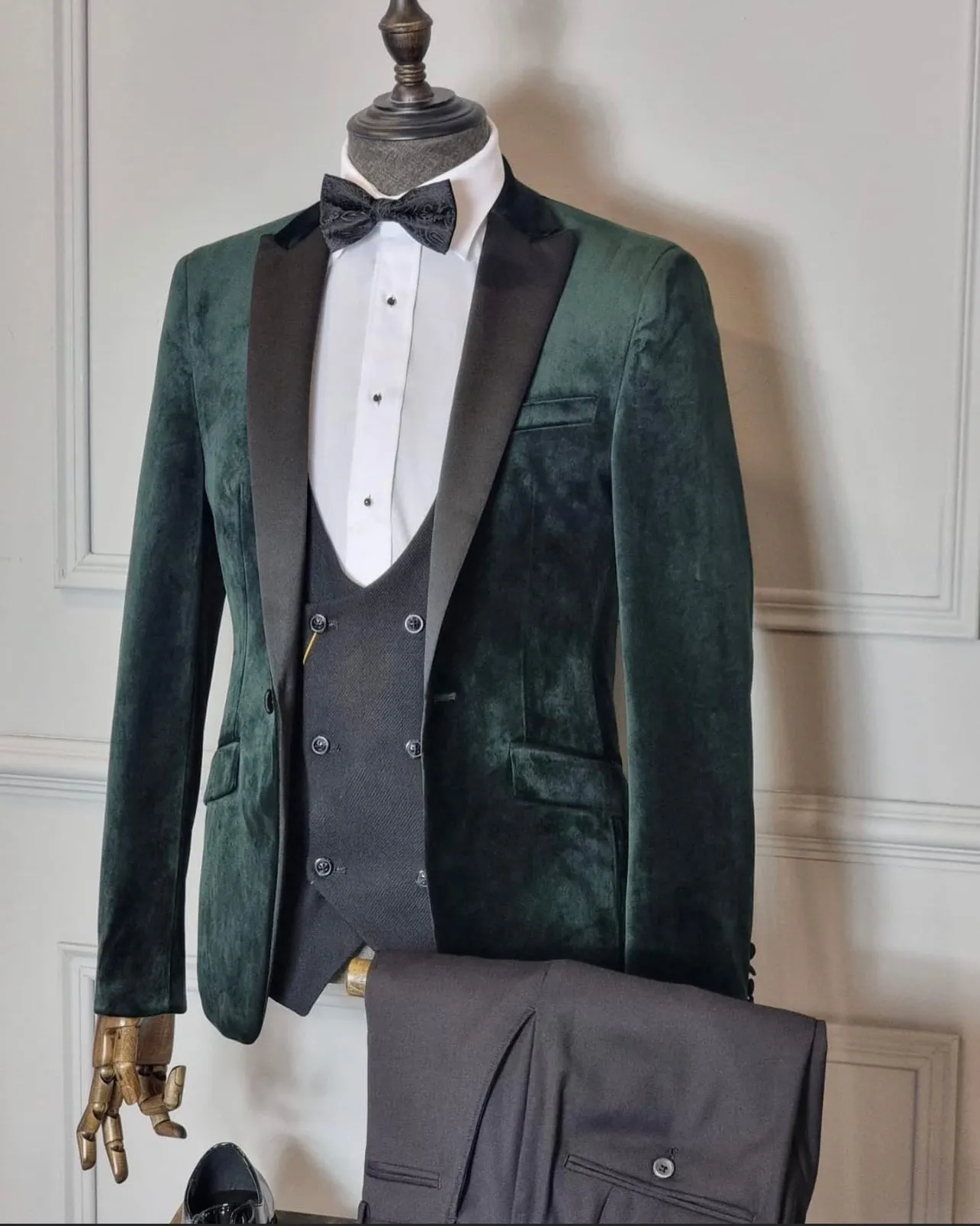 White Lable Velvet Tux Jacket - Bottle Green